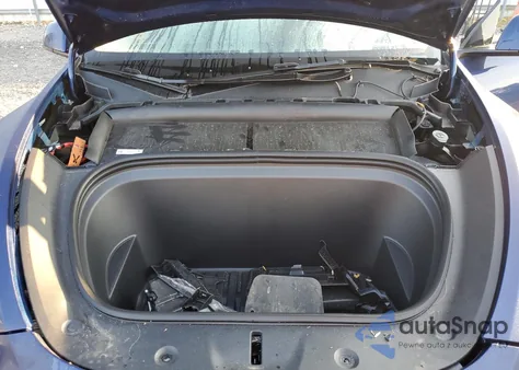 2024 Tesla Model Y из США, поврежденный, VIN 7SAYGDEE5RF199039